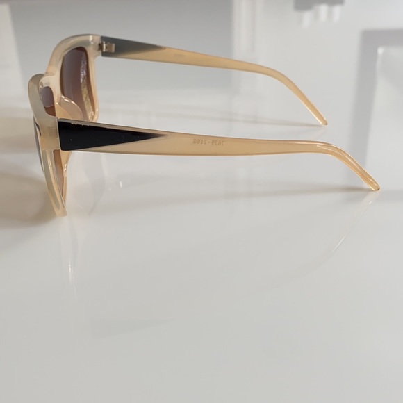 Black & Tan “Gaga” Sunglasses - Picture 5 of 7